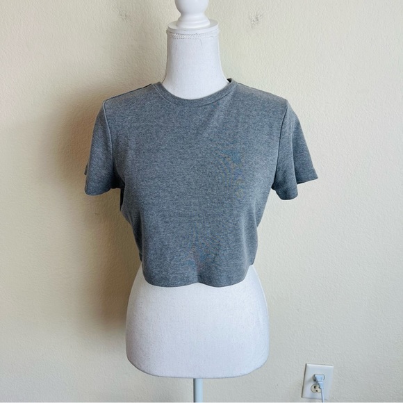 Rio Of Stars Basic Essentials Light Grey Short Sleeve Stretch Crop Top T-Shirt - Picture 2 of 5